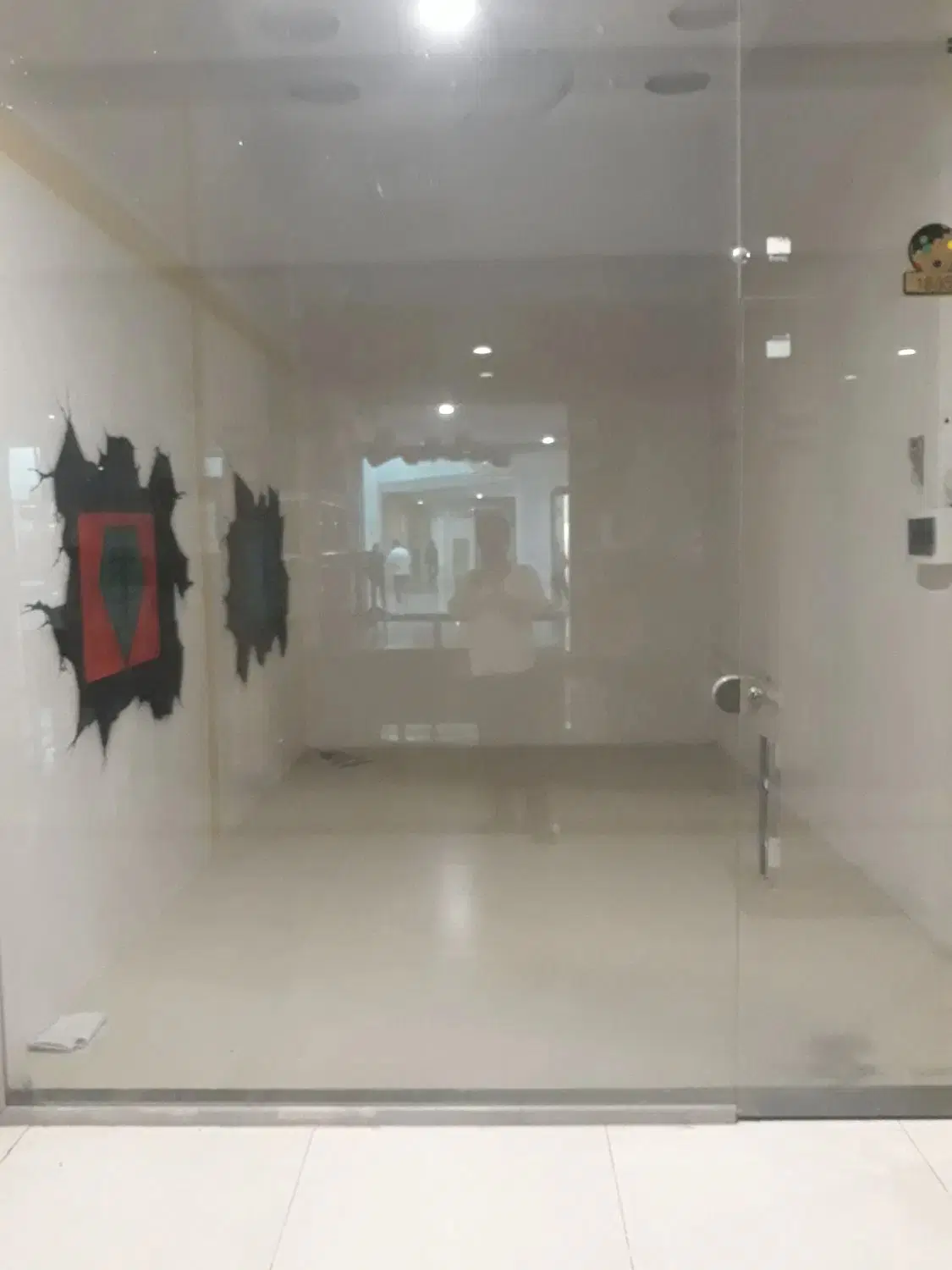 مغازه در پاساژ برزگ مولوی مواد غذایی