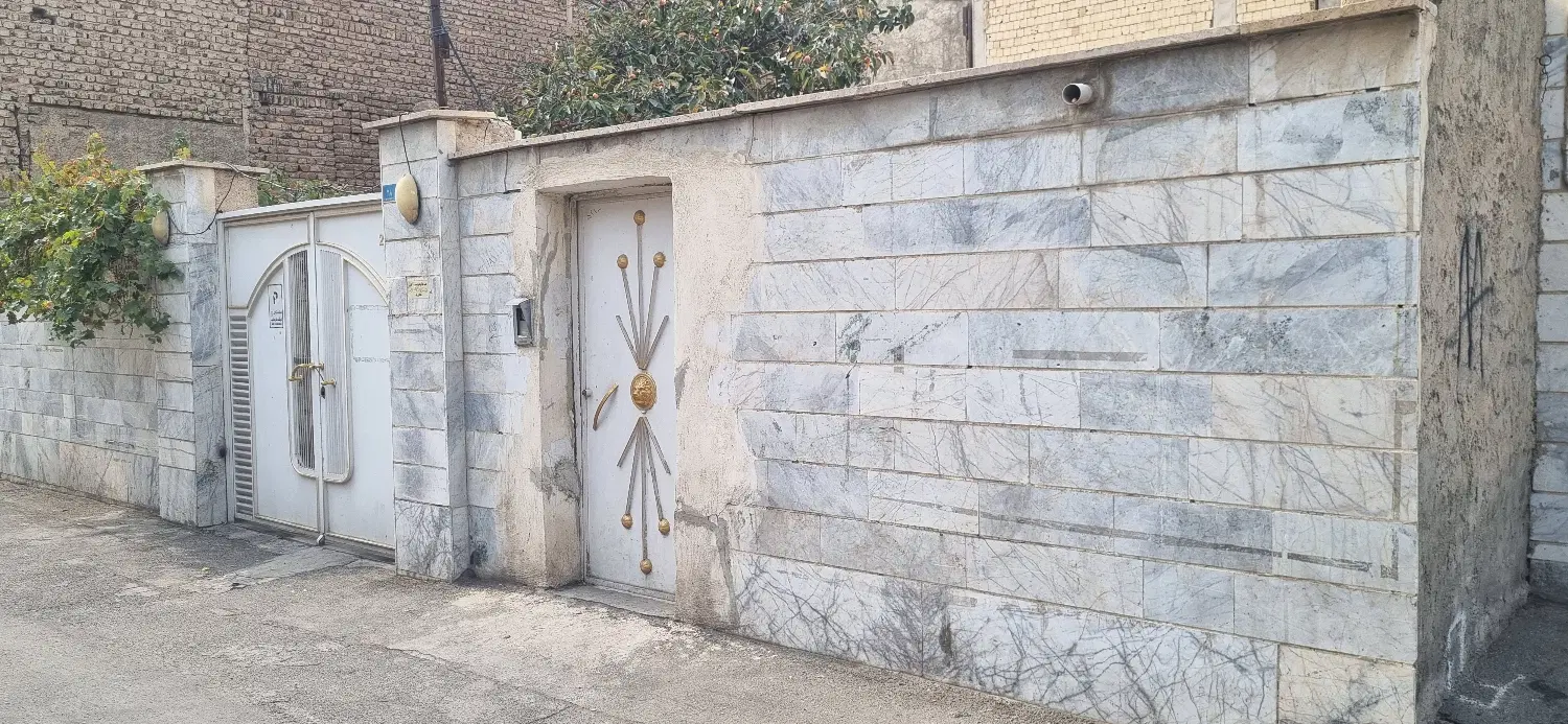 رهن و اجاره خانه ویلایی به متراژ ۲۸۰ متر