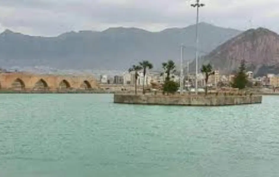 زمین شمالی شاپوری
