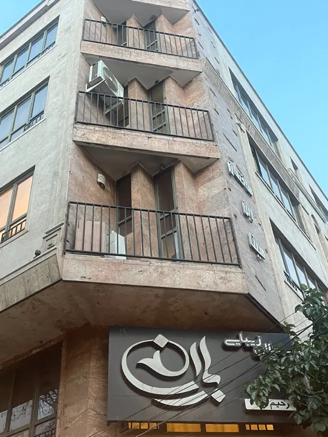 ۴۳ متر اداری بر کرمان سند اداری