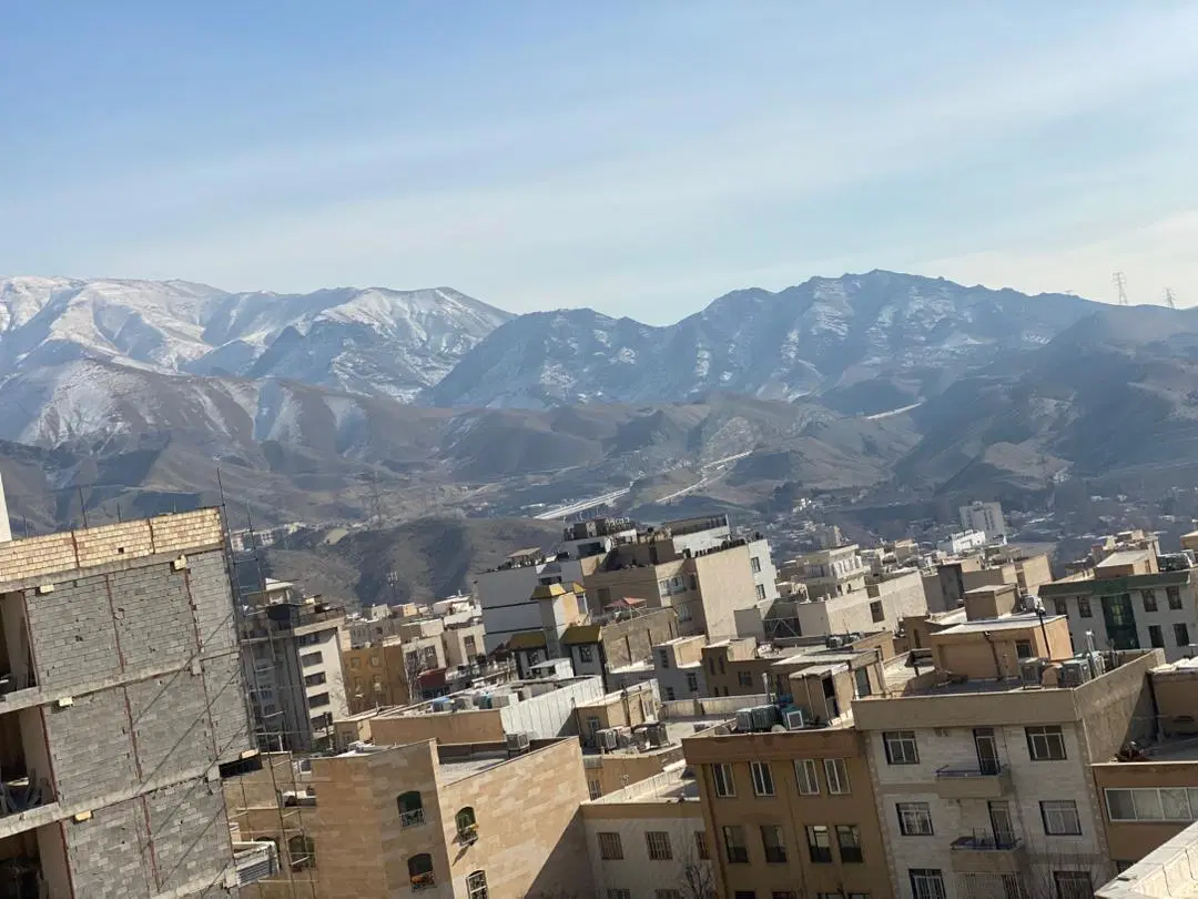 160متر. چشم انداز بی نظیر. نوساز. گلستانها