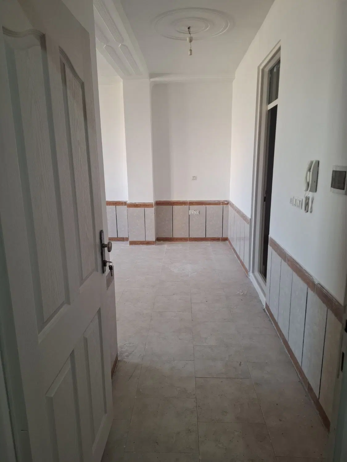 یکباب خانه ویلایی در2 طبقه جهت فروش ومعاوضه