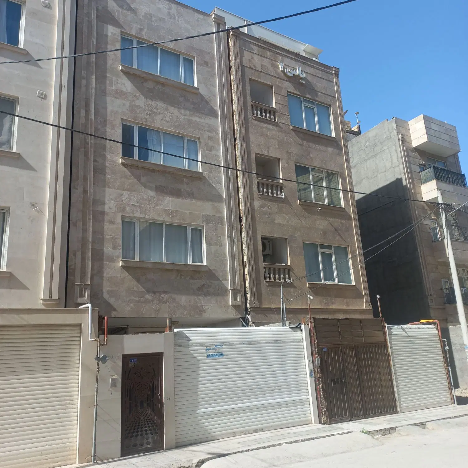 آپارتمان ۸۰ متر شیک مهندسی ساز همکف نوساز