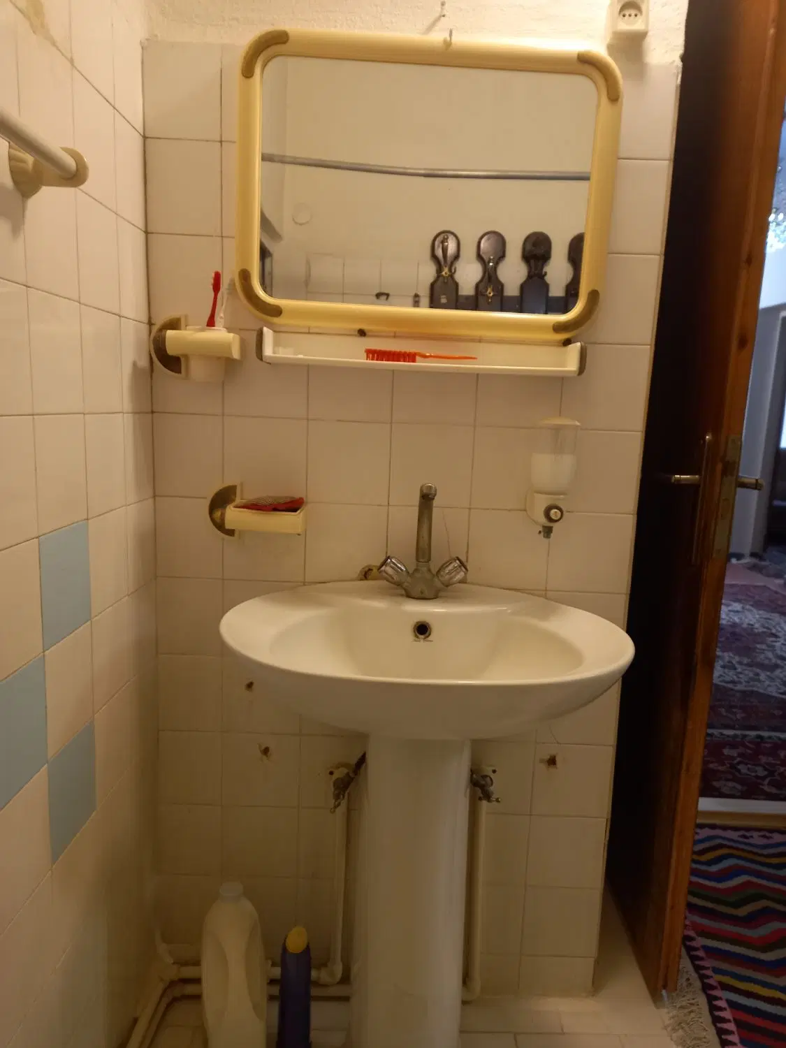 فروش حیاط مسکونی