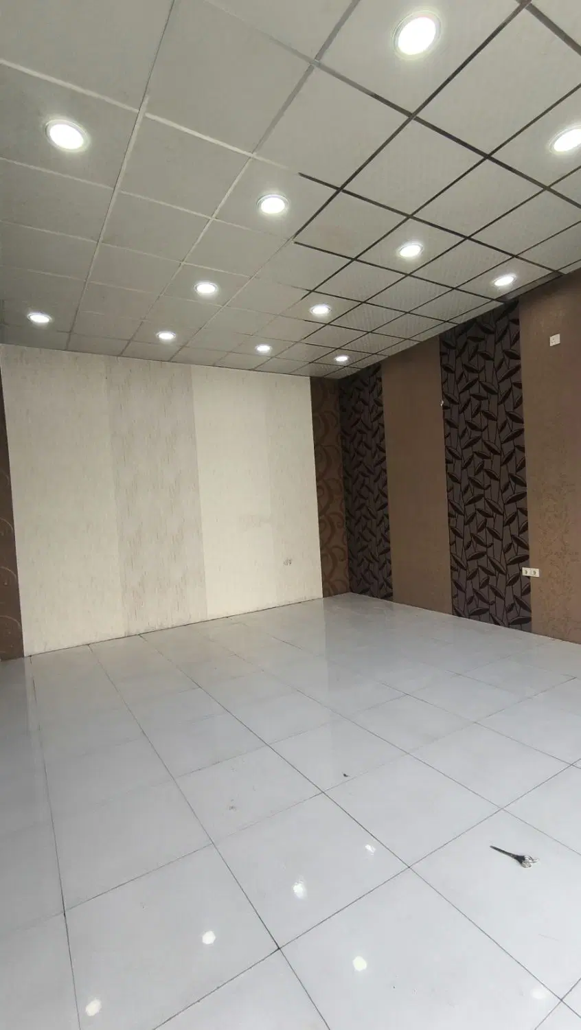 یک باب مغازه 35 متری
