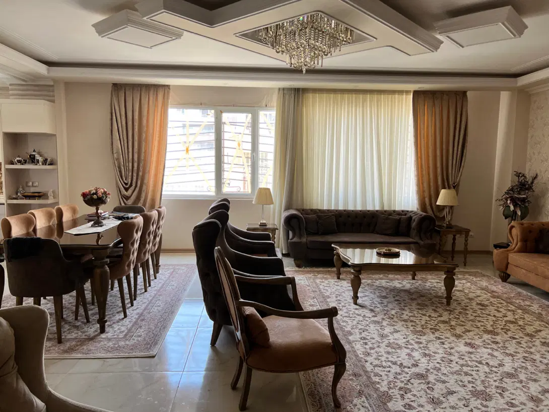 واحد ۱۸۰متری بهار