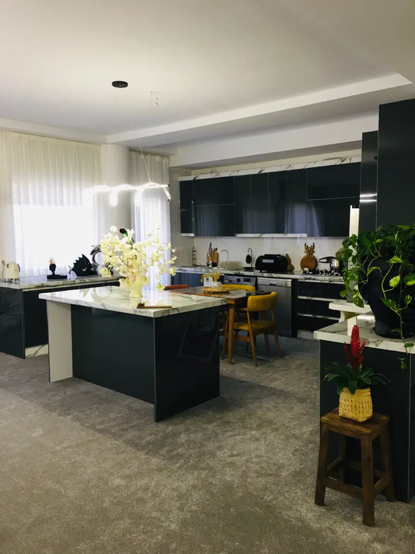 ۱۶۰ متر ۳خوابه تاپ لوکیشن نیاوران دنج و آرام