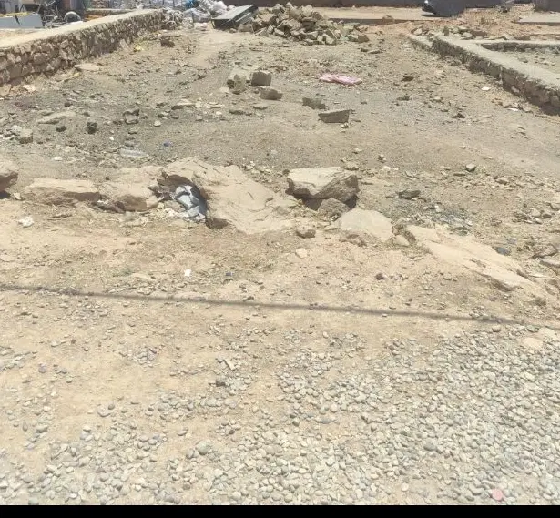 زمین خرمن خاک