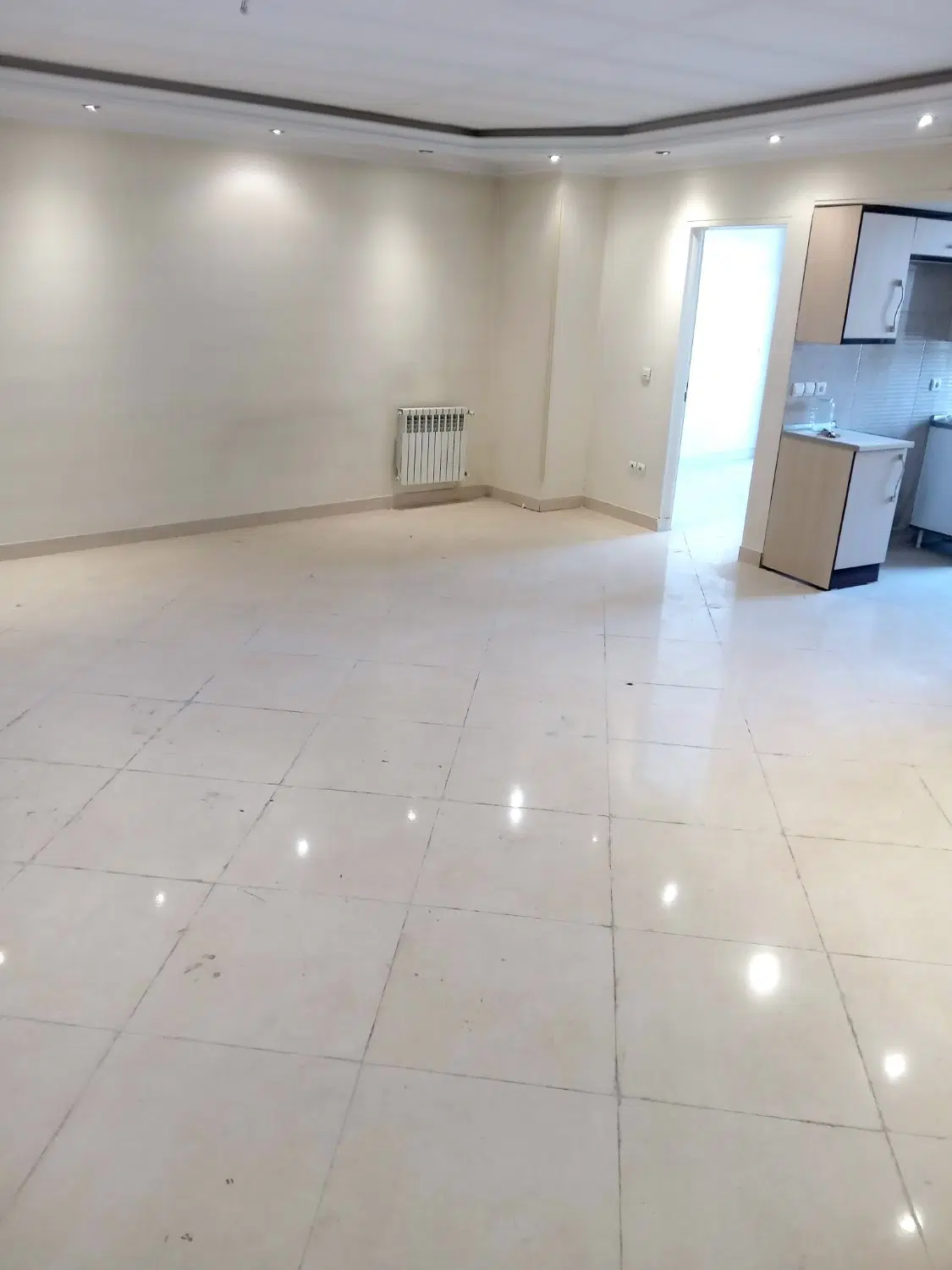 ۱۰۰متری_تراس_آسانسور_پارکینگ