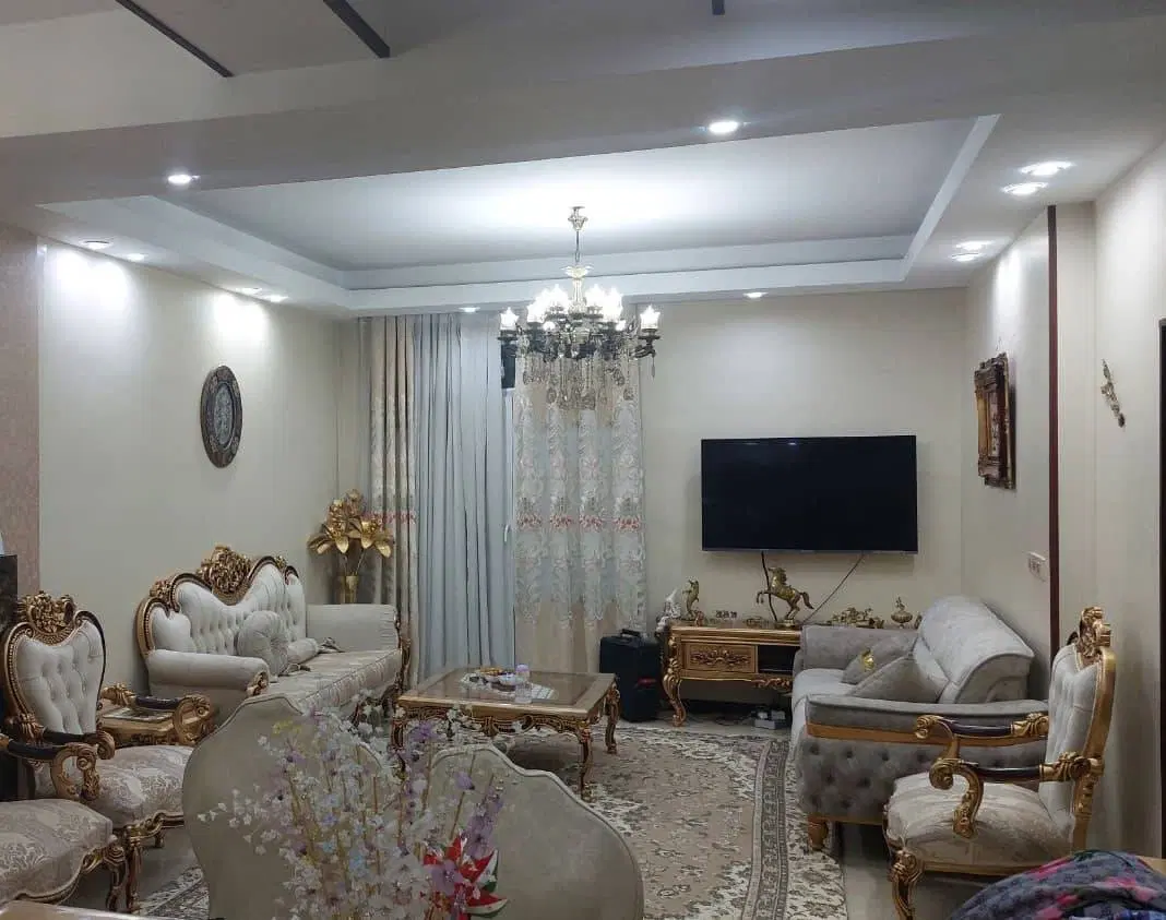 آپارتمان ۹۰ متری شیان