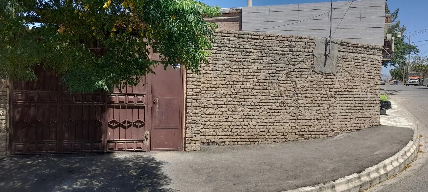 اسکلتی شمالی۲خواب ۱۰۰مترسرامیک حاشیه خیابان آرمان