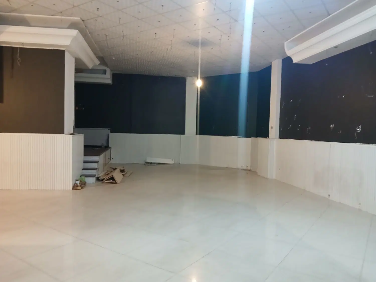 200متر تجاری در رخ  خ شریعتی