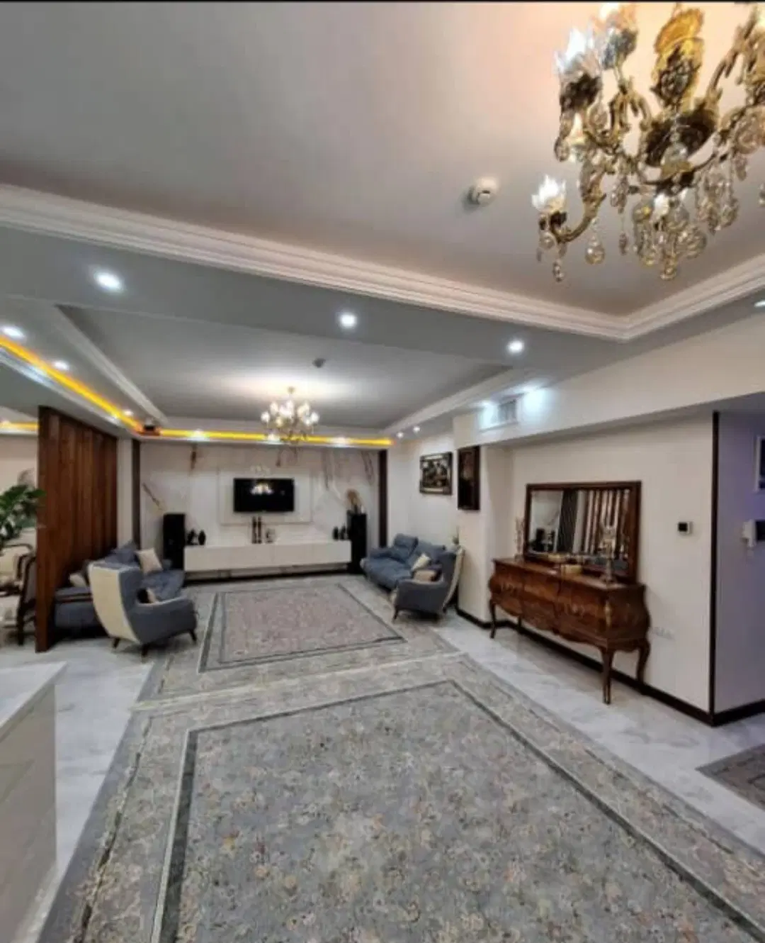 ۱۰۴متر آپارتمان _ تک برگ سند _ دوخوابه