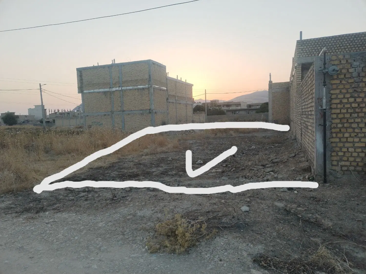 زمین مسکونی