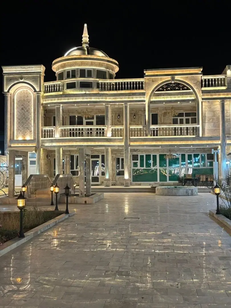 خانه ویلایی سر نبش