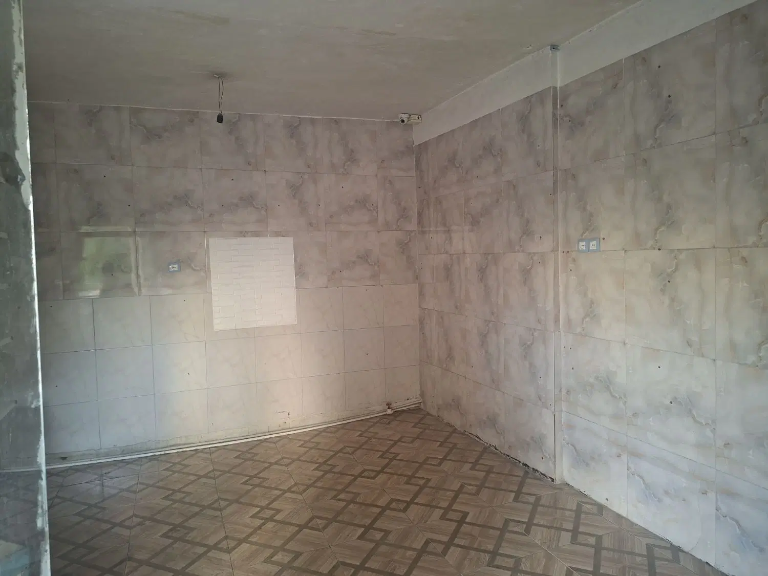 مغازه دو نبش 20متری