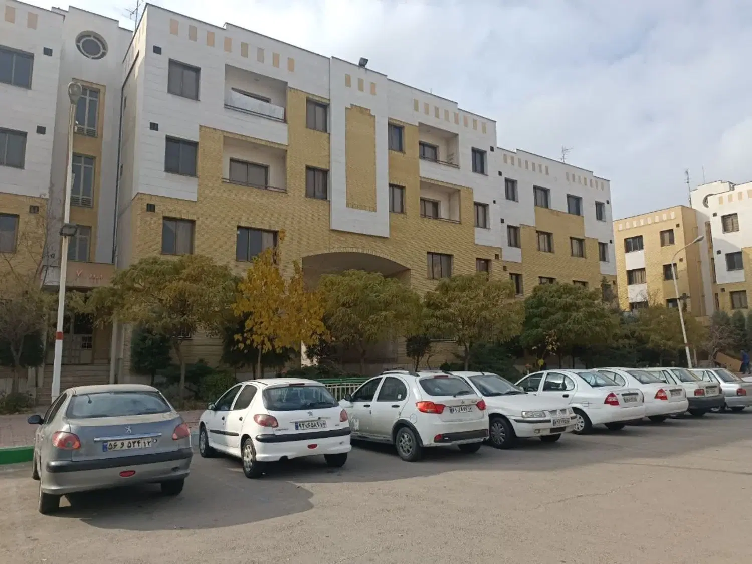 مجتمع بی نظیربینالوداندیشه 83 شهرک غرب(قاسم آباد)