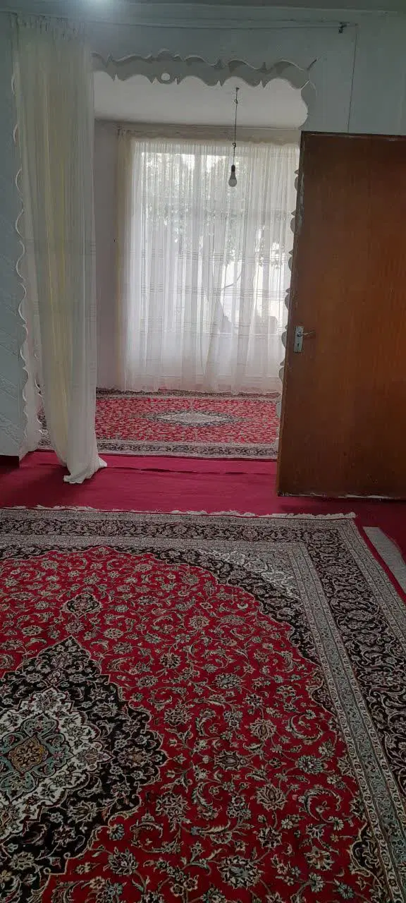 فروش  فوری خانه ویلایی در آزادشهر خ مزار۲۲۰متر