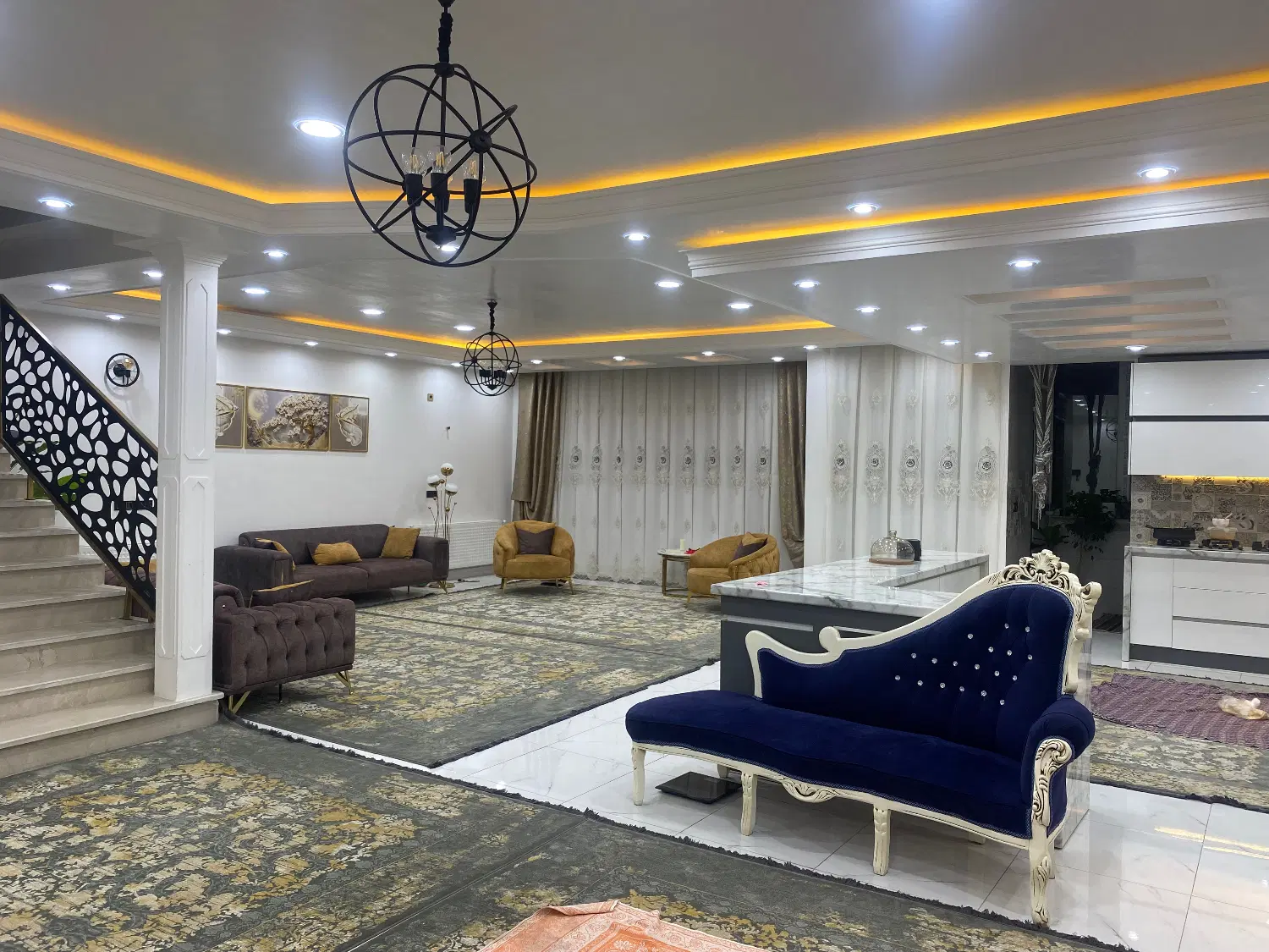 فروش ویلایی دوبلکس در بیست متری شاهد