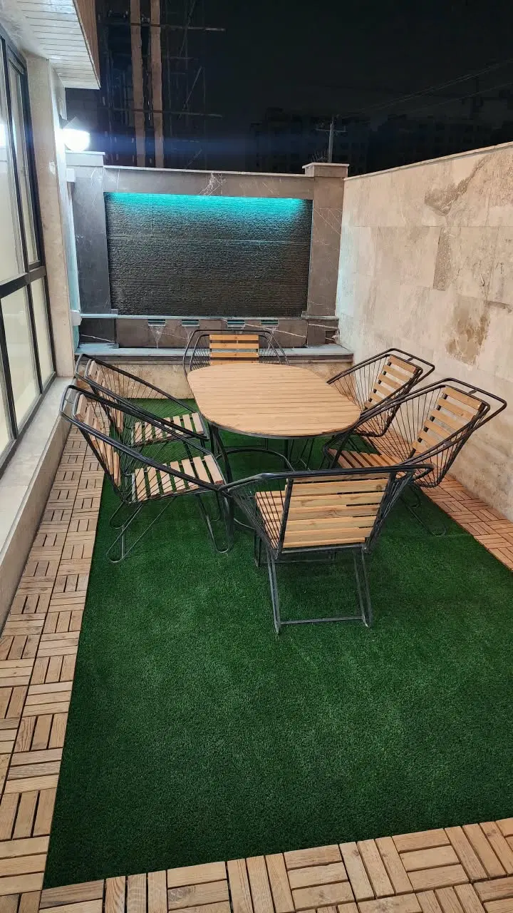 آپارتمان ۱۴۰ متری حیاط دار