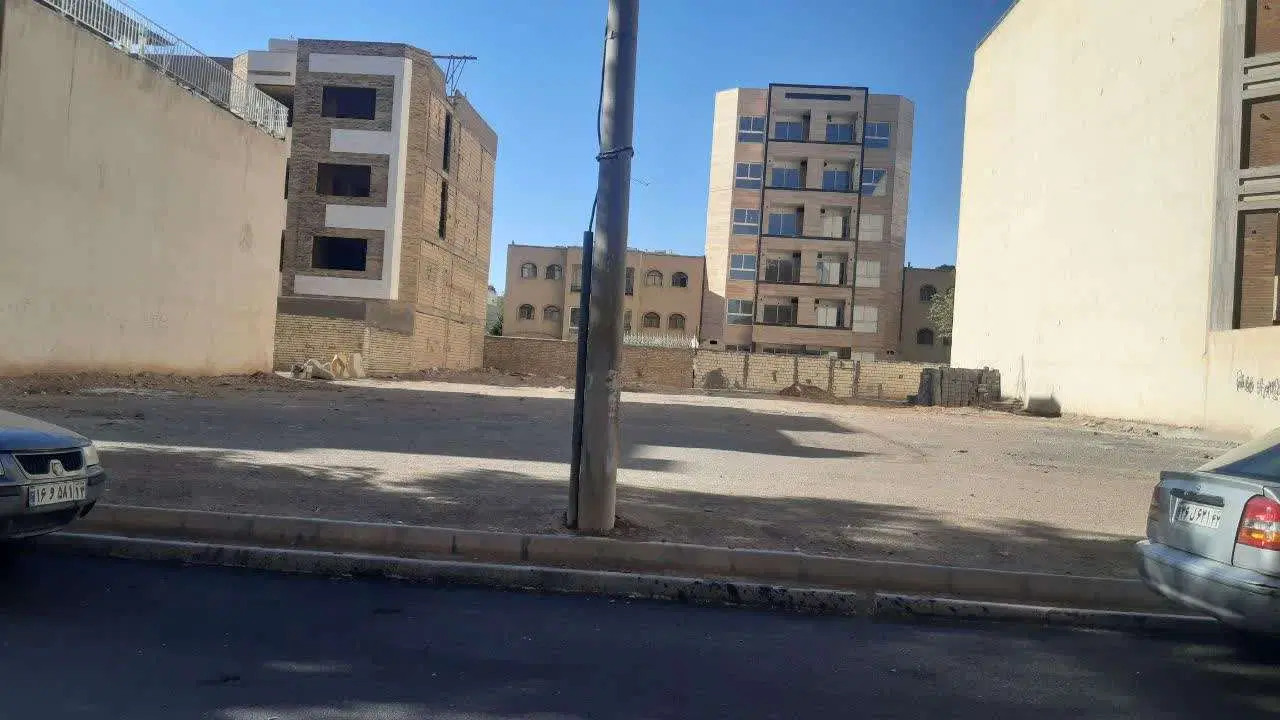 زمین مسکونی با متراژ 312و نیم متر
