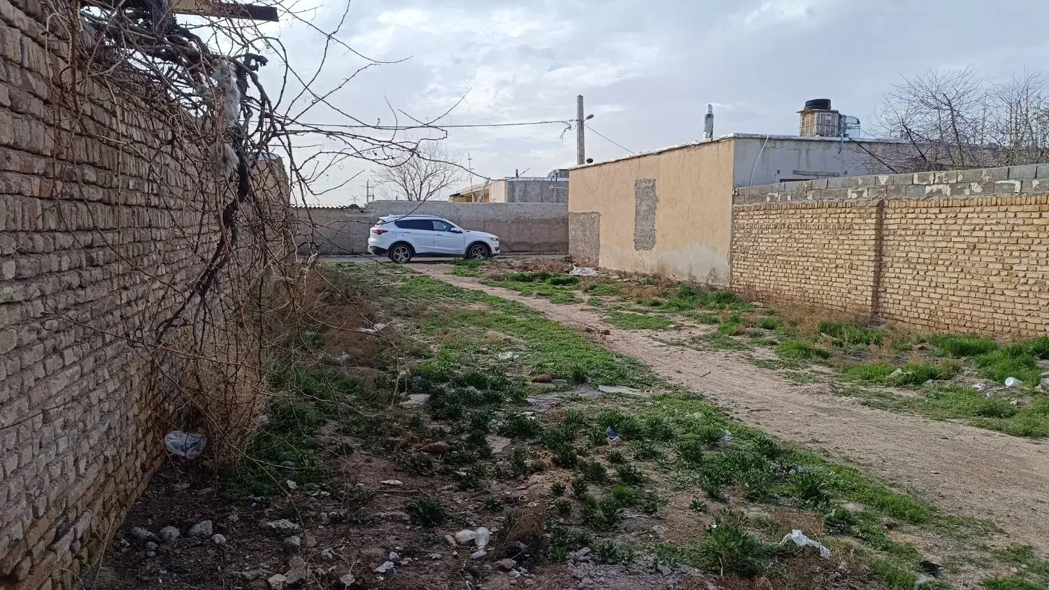 زمین مسکونی