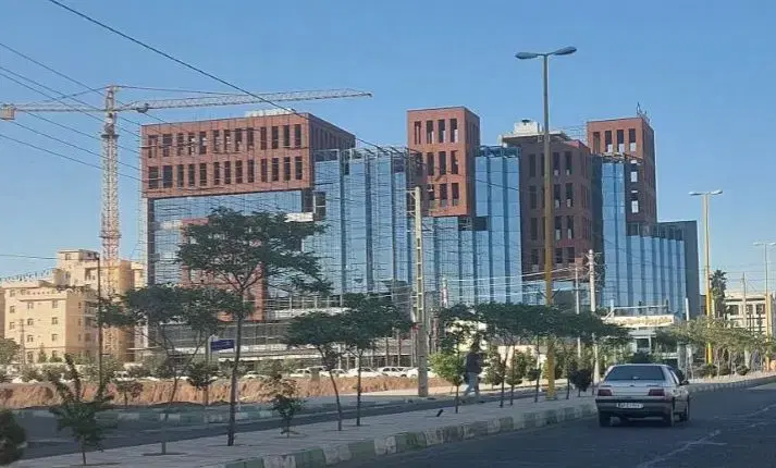 فروش مغازه ۸ متری روبروی نمای اصلی