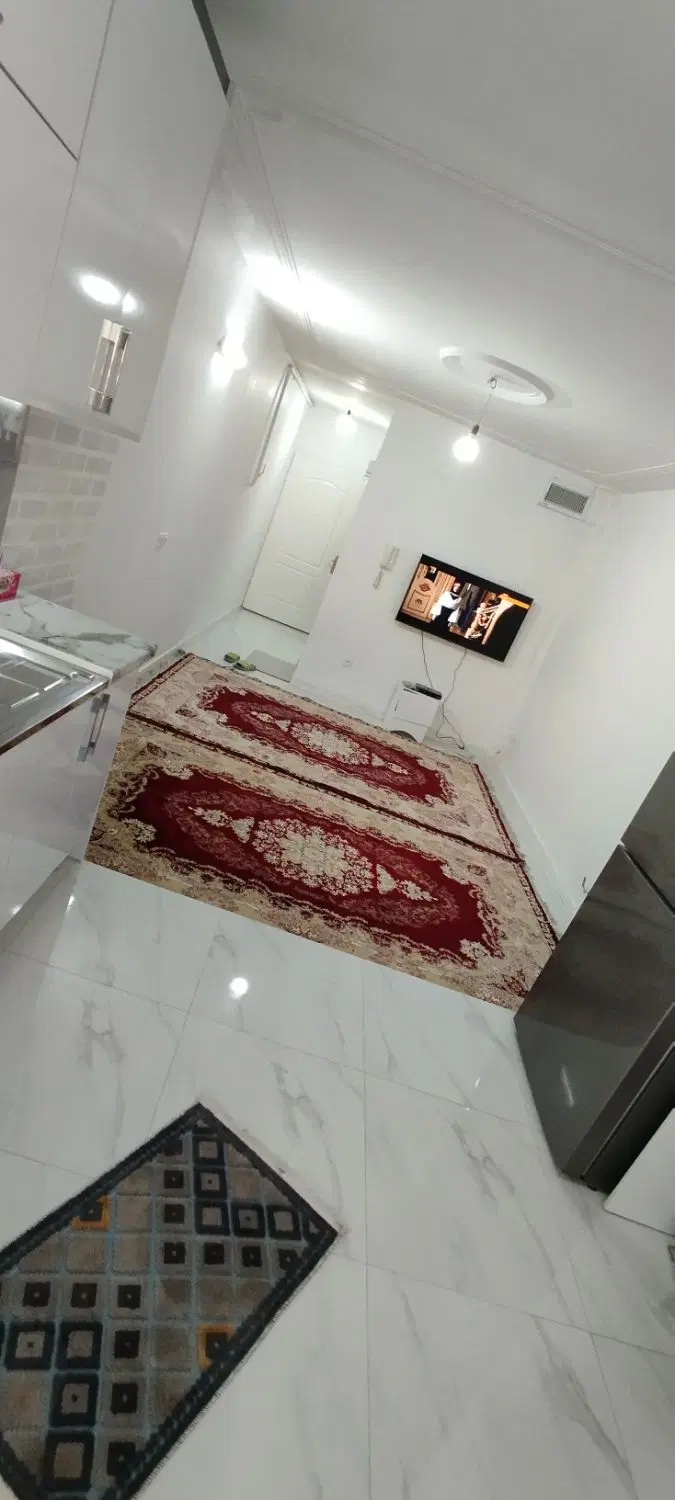 هم خانه همخونه
