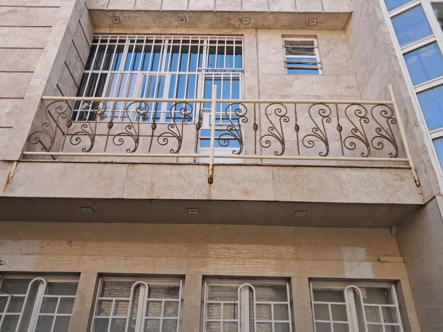 رهن اجاره _ اداری _ آموزشی _ تجاری _ درمانی