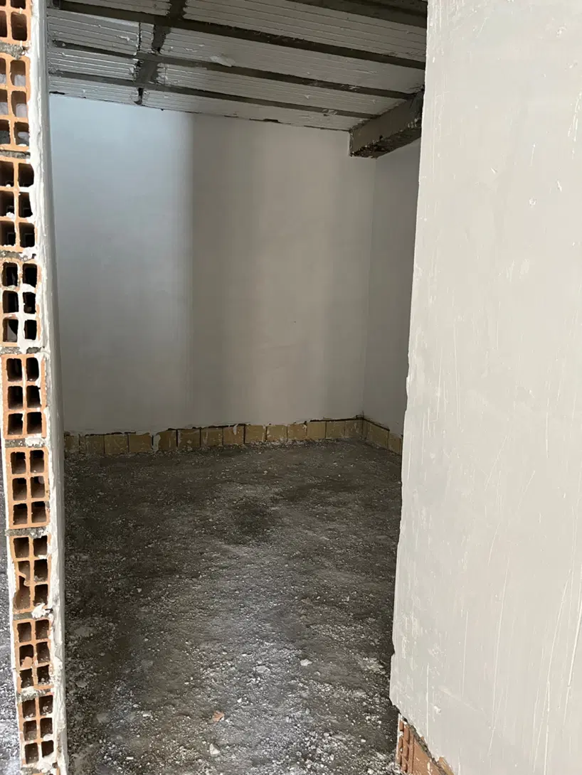 آپارتمان ۱۰۵ متری کمالشهر