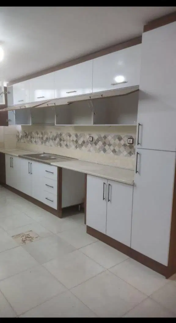 ۱۰۰متر زیرزمین دلباز و نورگیر