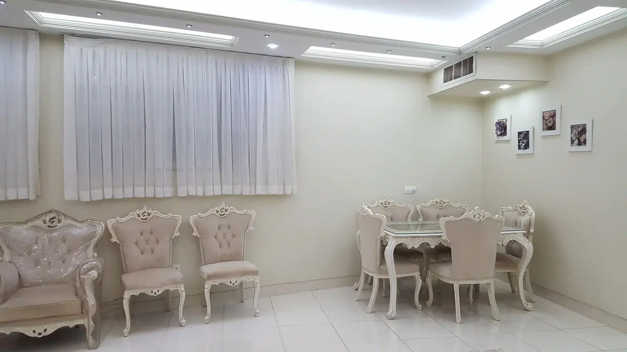 منزل ویلایی طبقه اول حیاط دار