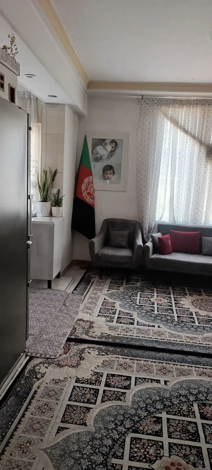 واحد70م50م62م سنددار 3،000تومن _خادم اباد_تهران