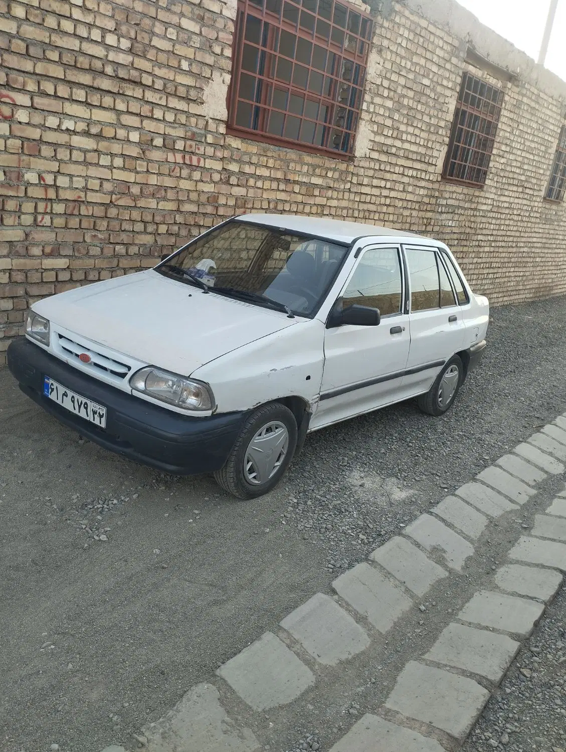 باسلام یکعددخانه 150مترزیر بنا 120