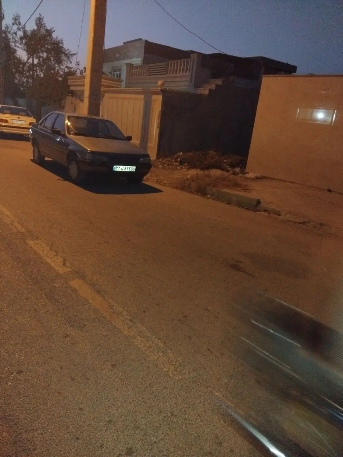 زمین مسکونی