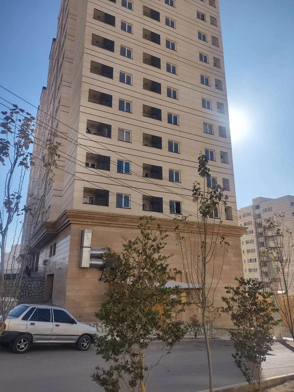 فروش واحد ۱۰۰ متری فاز ۱۱ پردیس غدیر بلوک ۱