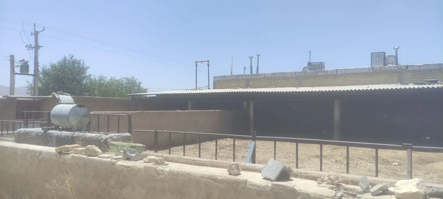 فروش گاوداری 1200 متری