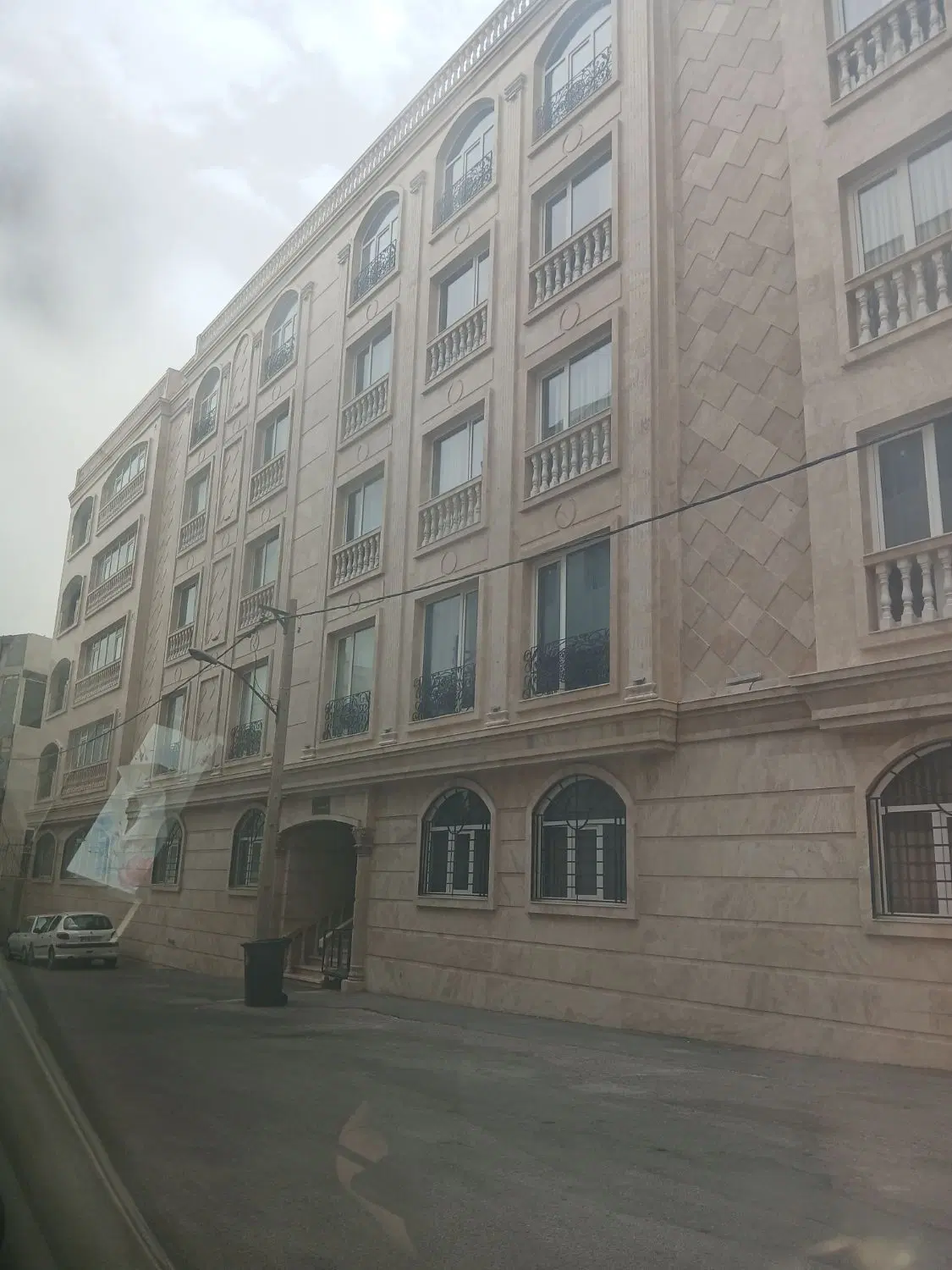 آپارتمان معلم قدوسی غربی