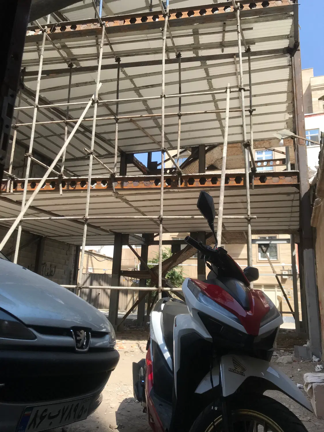 واحد ۵۱متری مرتضی گرد فرهمند ۴