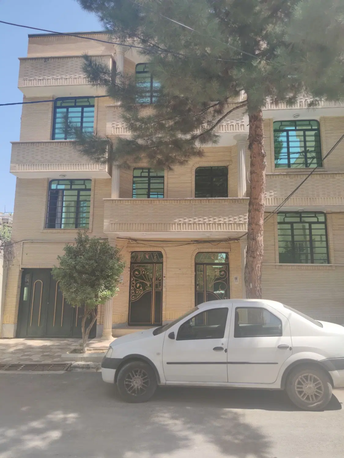 اجاره طبقه دوم منزل مسکونی راه جدا
