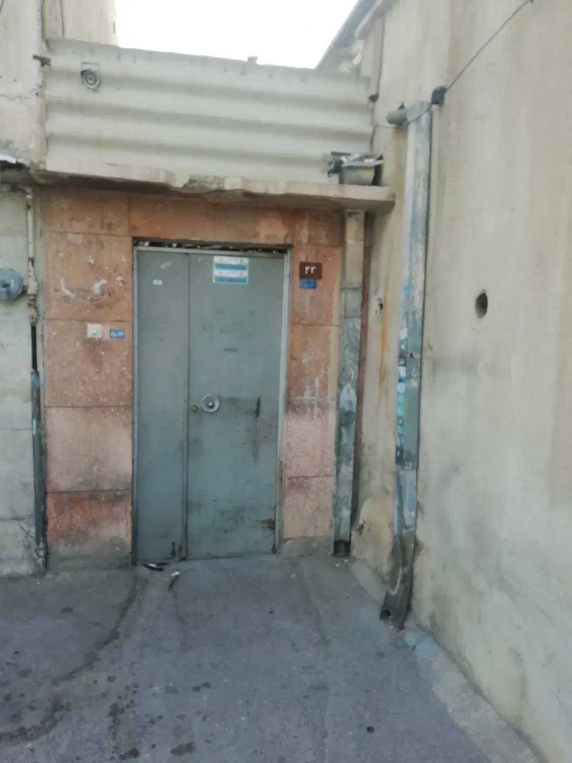 فروش ویلایی 95 متری بلوارارتش کوچه 65