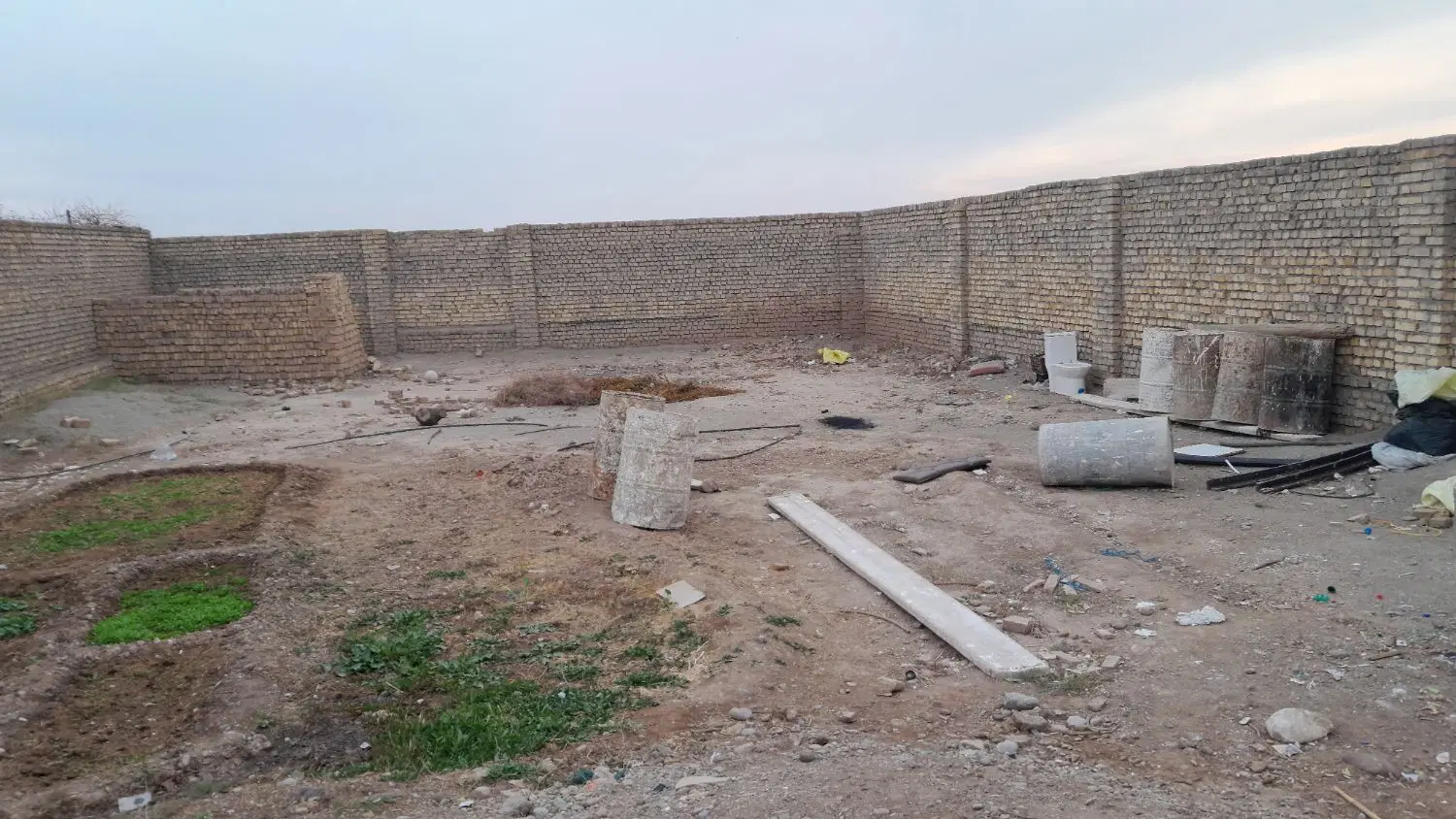زمین مسکونی