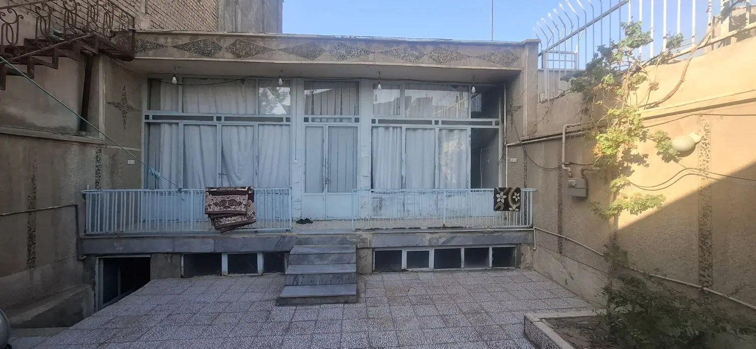 ملک تجاری زنگارکی
