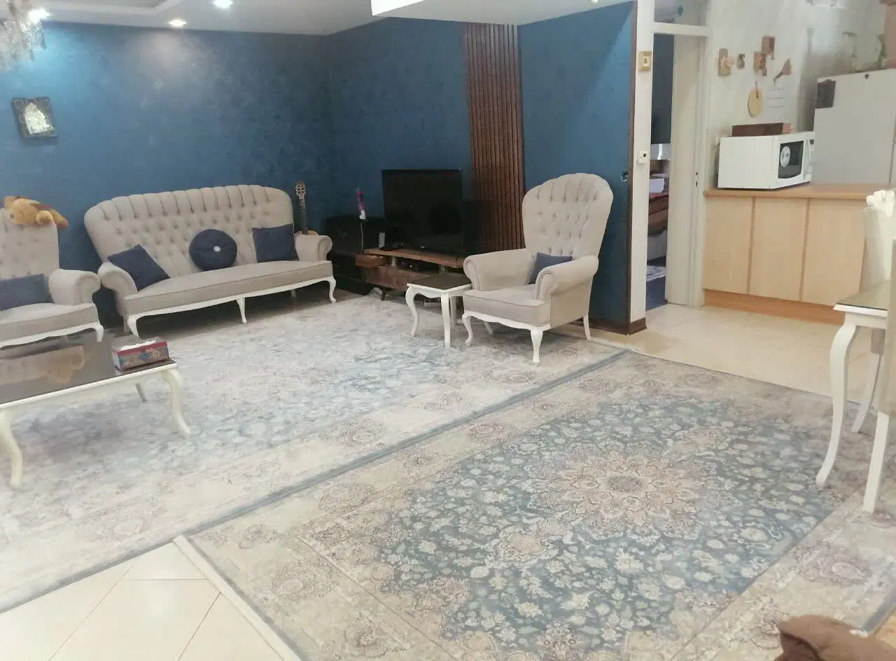 ملک در  B1