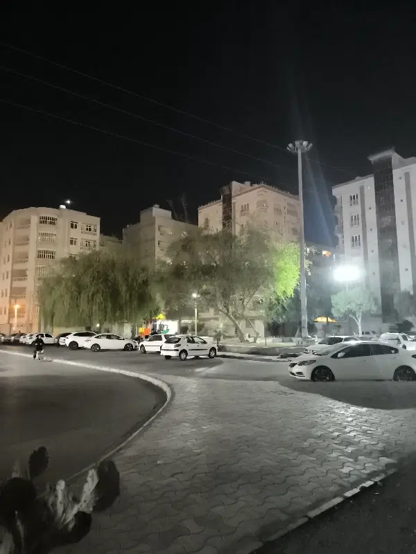 یک خوابه اداری تجاری بر مصطفی خمینی