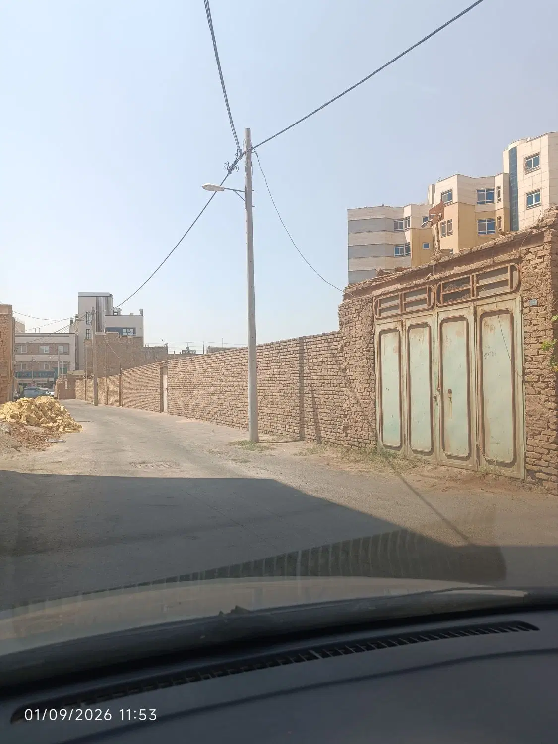 زمین نزدیک بیمارستان مرتاض