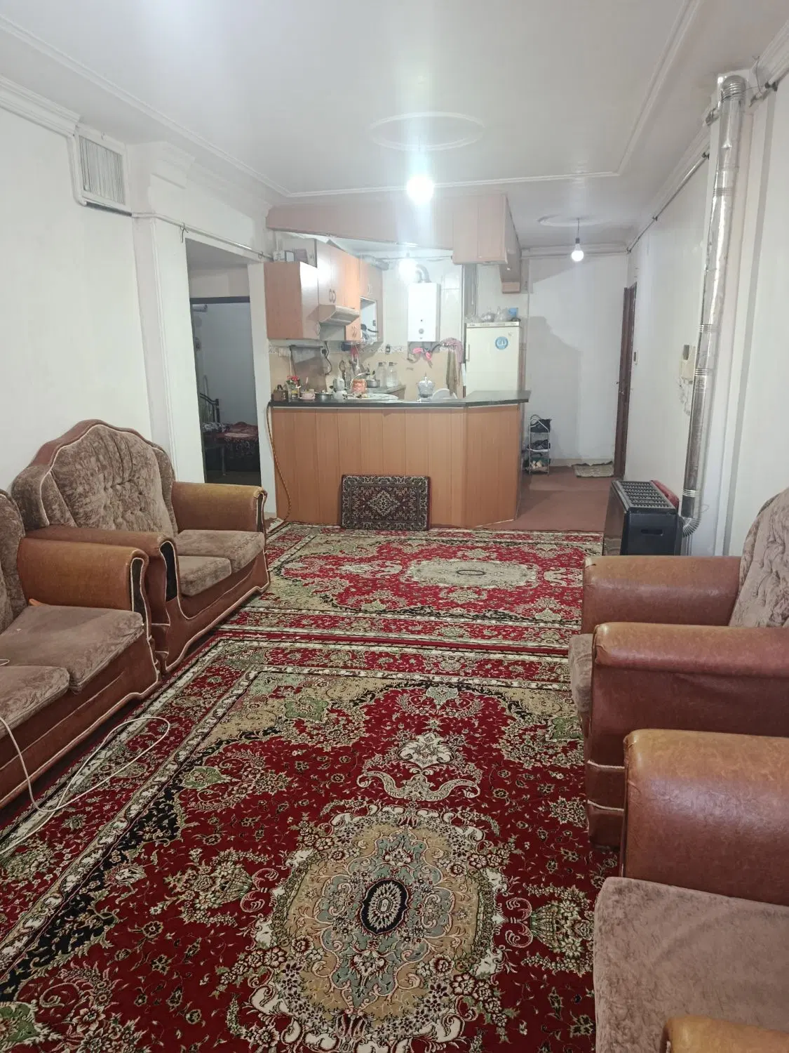 ۷۴ متر دو خوابه آسیاباد