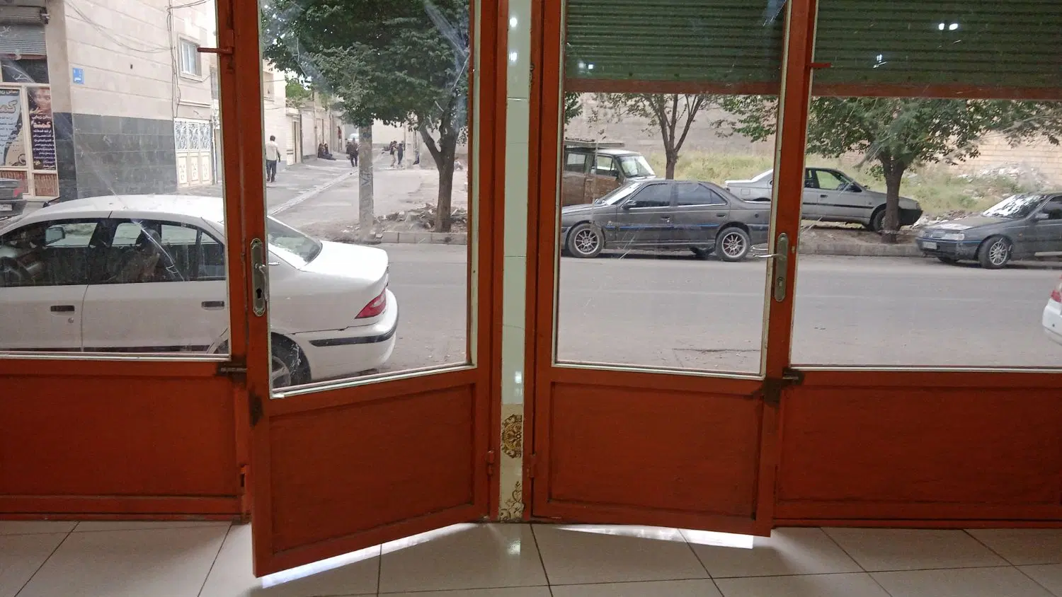 مغازه درسردرود