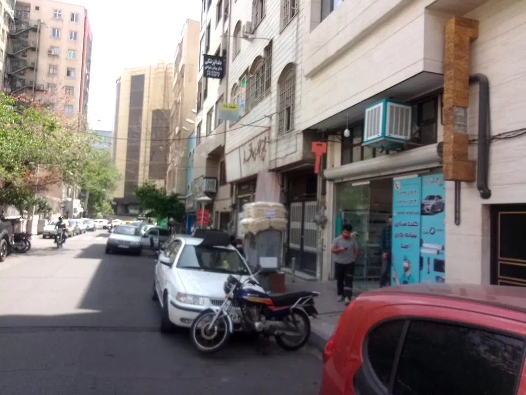 رهن و اجاره مغازه حوالی فلکه دوم صادقیه داخل پاساژ
