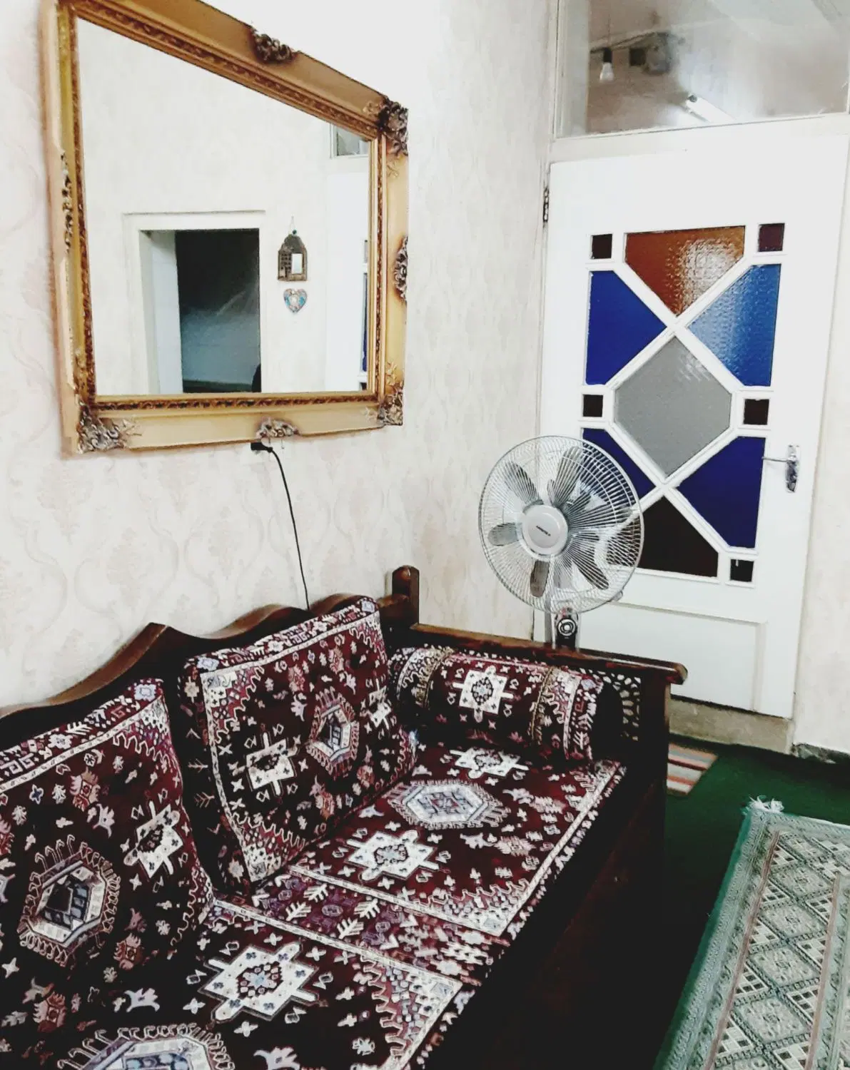 فروش منزل ویلایی مشتاق